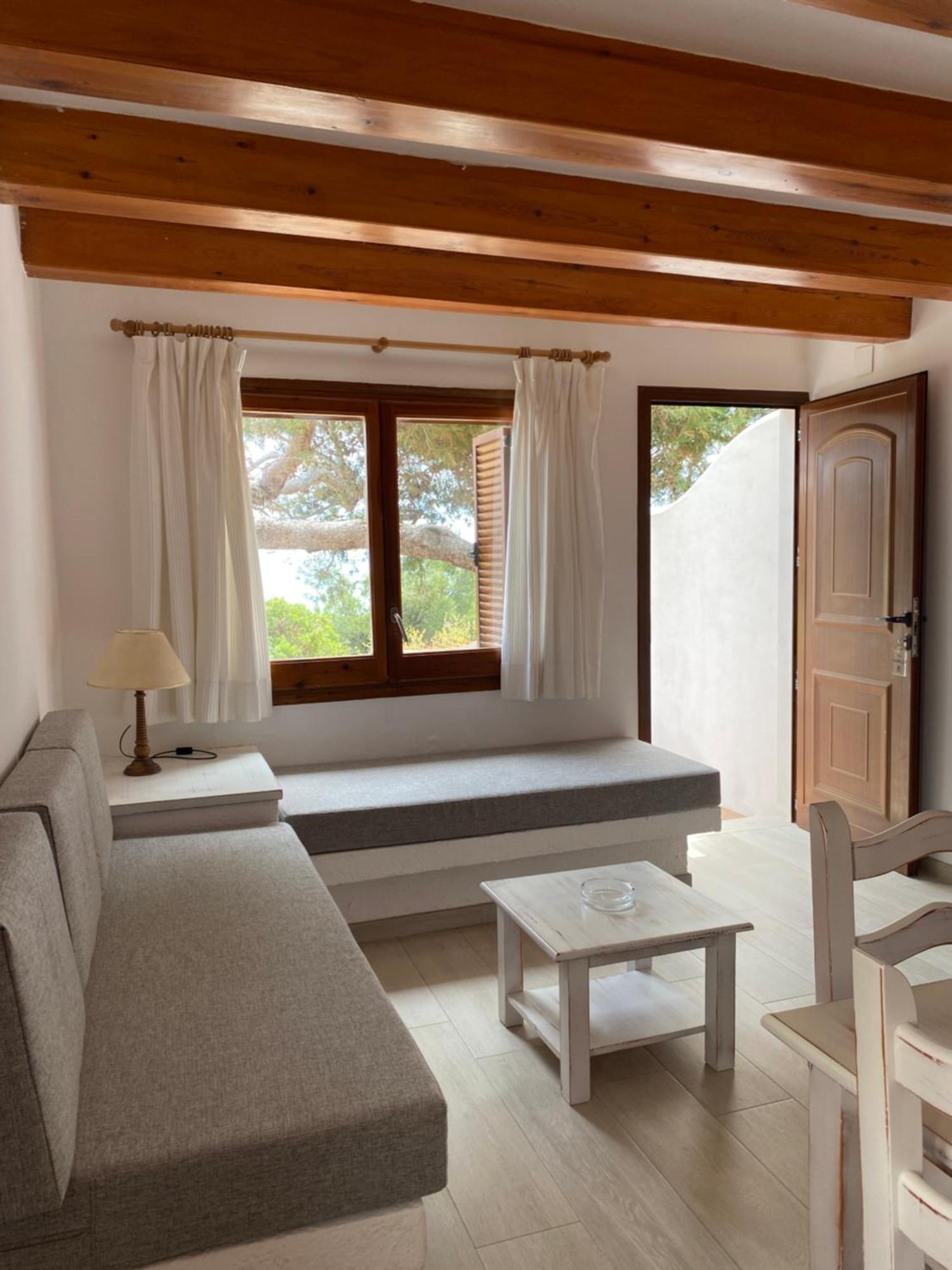 Apartamentos Llorca ปลัดจา เดอ ลัลมาดราวา ภายนอก รูปภาพ