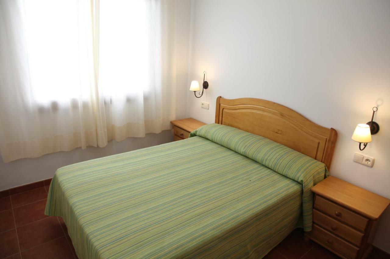 Apartamentos Llorca ปลัดจา เดอ ลัลมาดราวา ภายนอก รูปภาพ